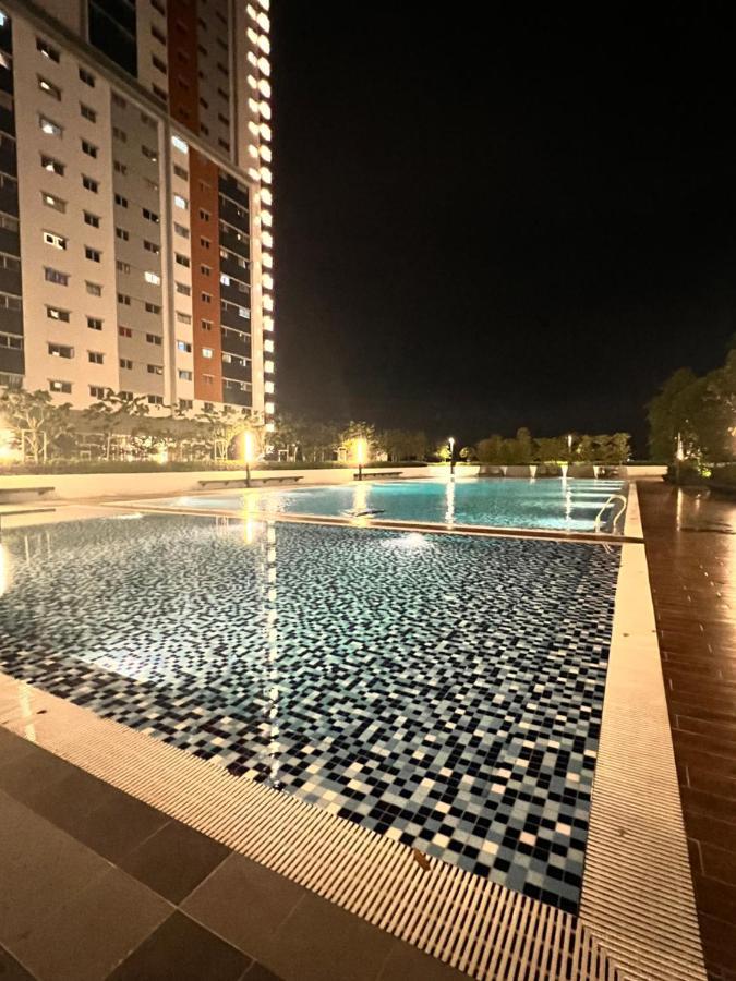 High Flyer Klia At Alanis Residence Kota Warisan Sepang Eksteriør billede
